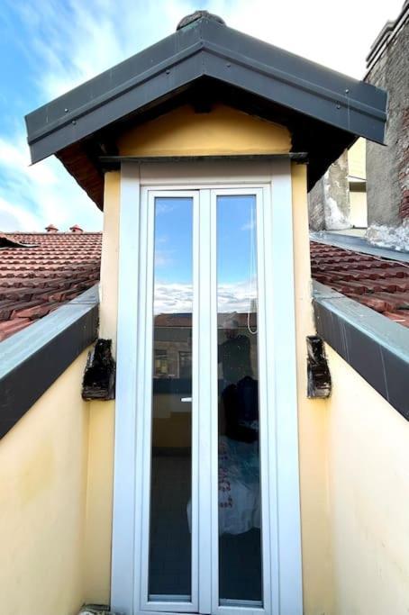 Apartamento Sky-View Flat In Milán Exterior foto